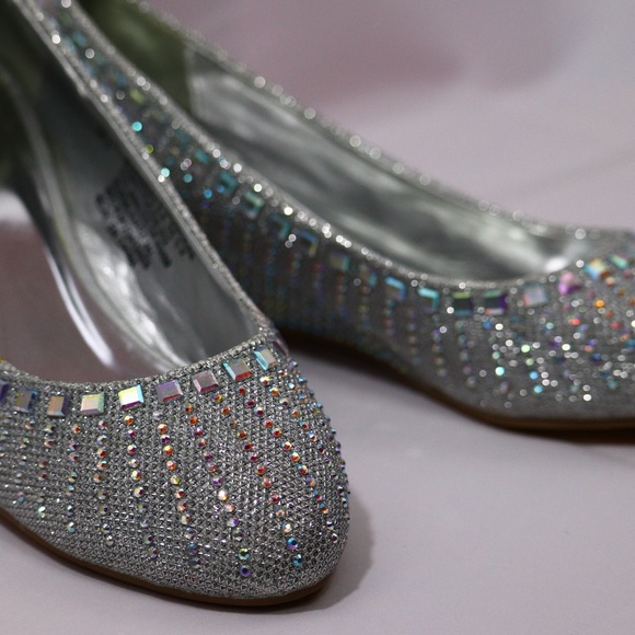 Shiny Silver Shoes - Picture 6 of 8